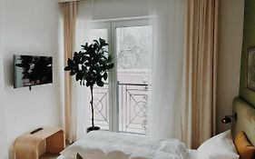 Anna Apartment